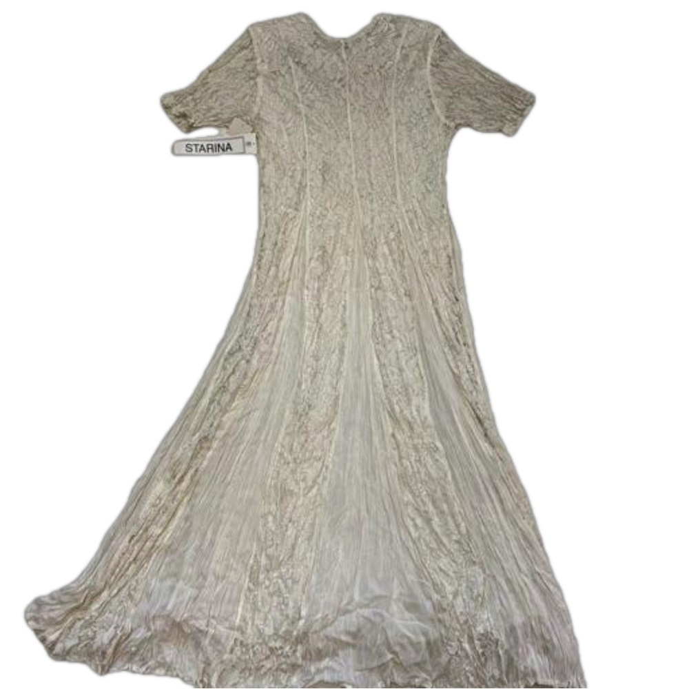 Starina Ivory Lace Rayon Maxi
Broomstick Crinkle Dress Size Small
Vintage 90's - Picture 13 of 15